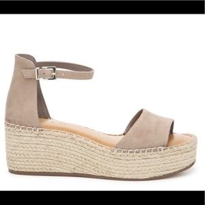 Kelly & Katie Fredrick Platform Espadrille Sandals 7